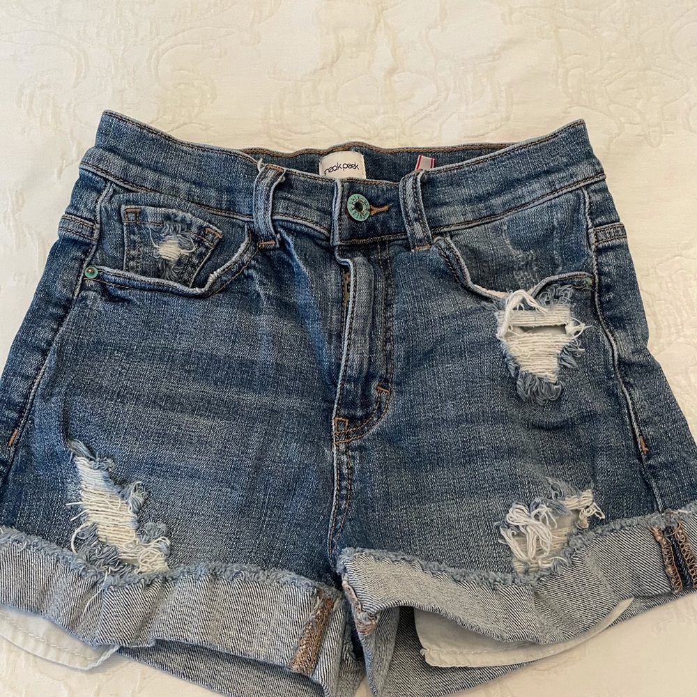 Sneak Peek High Rise Shorts